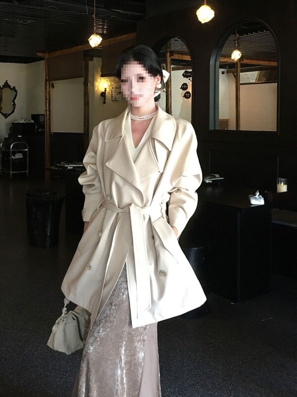 New Style Waist-Cinching Short Trench Coat for Women, Early Autumn Petite Mid-Length Stylish Coat