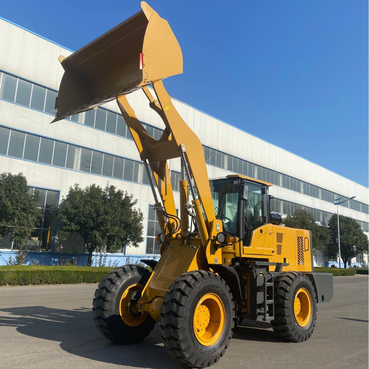 ZL-939-3.7M四驱轮式柴油装载机可换附具、抓草木机等