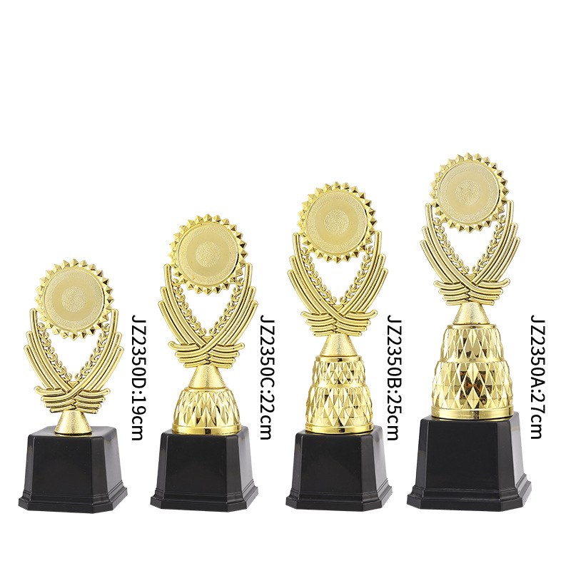 Nuevos eventos trofeos de plástico recompensas juegos escolares infantiles creativos reconocimiento jardín de infantes pintura de danza