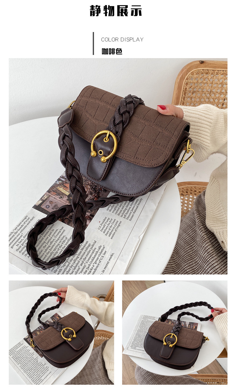 Retro Popular New Trendy Fashion All-match Western Messenger Bag display picture 5