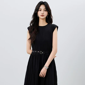 女式毛呢外套;其他短外套;连衣裙