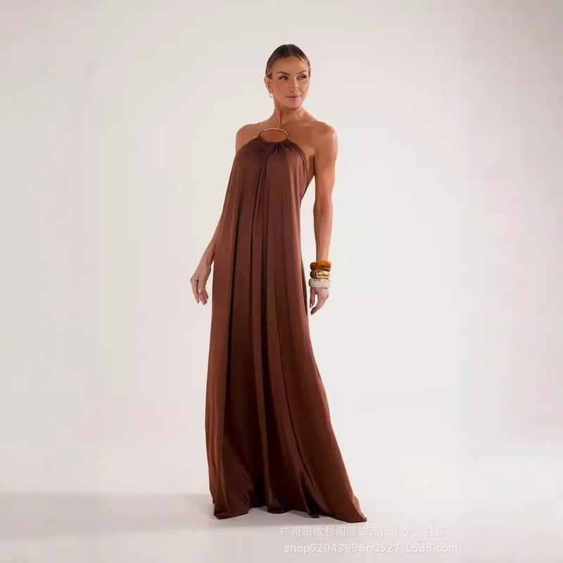 2026 Amazon European and American New Style Women's Clothing: Strapless Halter Backless Simple and Elegant Evening Dress 2026 Amazon European and American New Style Women's Clothing: Strapless Halter Backless Simple and Elegant Evening Dress