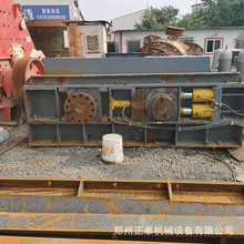 二手花岗岩用辊式碎石机 石料生产线 1212型二手石灰石对辊破碎机