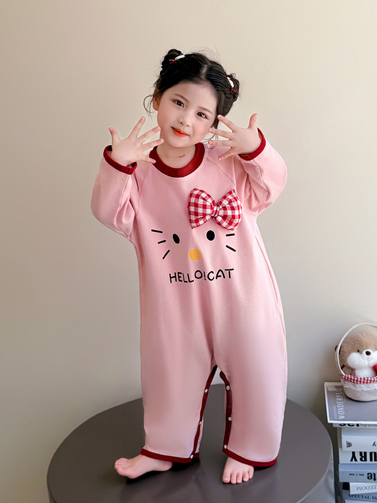Pijamas de niñas primavera y otoño 2025 nuevo estilo extranjero para niñas bebé manga larga bolsa de dormir de dibujos animados para niños camiseta
