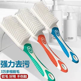 湿巾纸;蜡烛;一次性洗脸巾