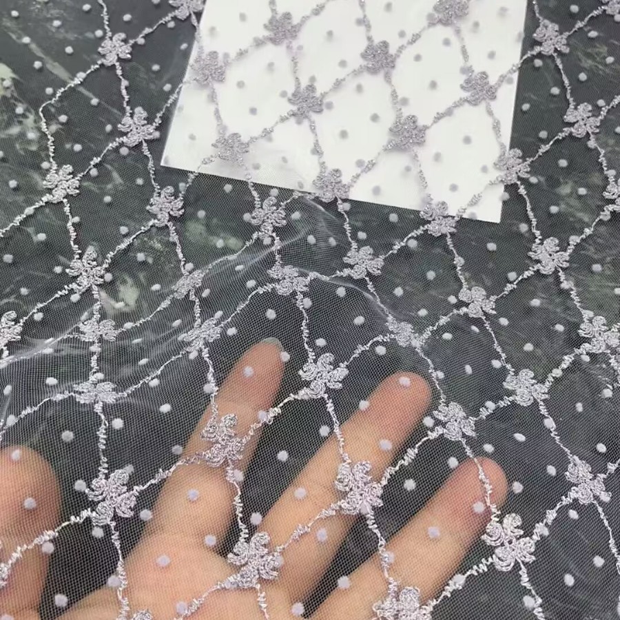 厂家直批 夏季爆款现货菱形格网纱电脑绣花 高级感礼服婚纱满幅