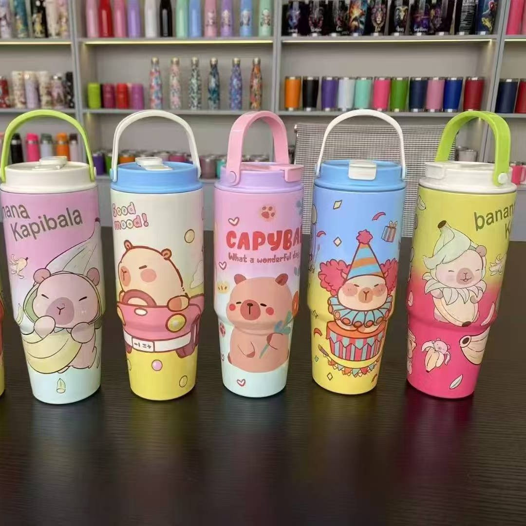 Taza de coche de 30oz personalizada Taza de aislamiento de gran capacidad transfronteriza Taza de aislamiento portátil para coche Soporte para personalización