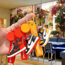 廠家創意aj球鞋立體鑰匙扣包包學生情侶掛件潮流掛飾小禮品批發