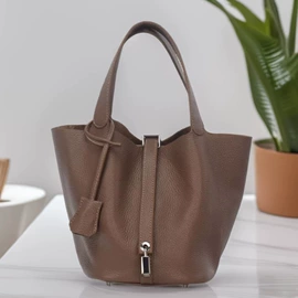 商务背包;女士手提包;女士单肩包