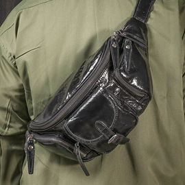 男士胸包;旅行包袋;休闲背包