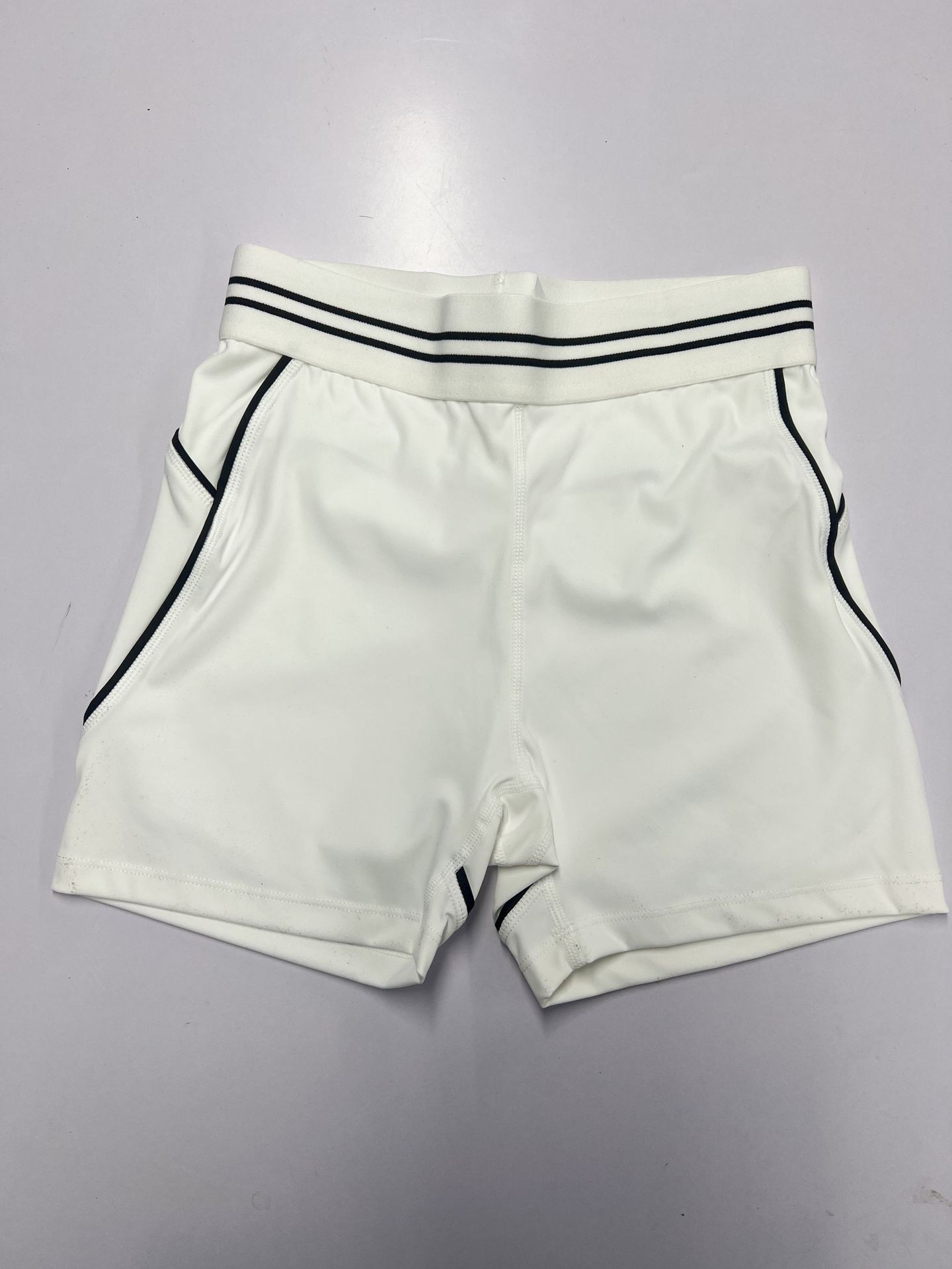 Line Blocked Nude Feel Shorts Set, U Shaped Backless Pullover, Tight Fitting, Breathable, Skin Friendly, Sports And Fitness Two Piece Set._ecoleips.com