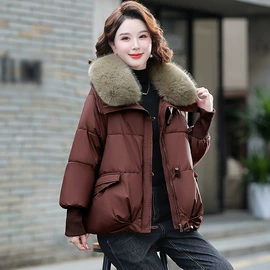 连衣裙;时尚休闲套装;羽绒服