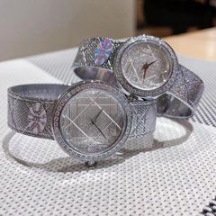Factory-direct WeChat reseller dropshipping: D.House vintage-style treasure embossed watch—same model as featured on Xiaohongshu, women's quartz watch for ladies