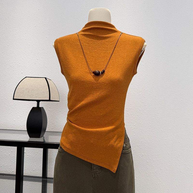 Elegant and sophisticated half-turtleneck short-sleeve T-shirt for women, 2026 autumn new collection, slimming asymmetrical slit design, base layer top Elegant and sophisticated half-turtleneck short-sleeve T-shirt for women, 2026 autumn new collection, slimming asymmetrical slit design, base layer top