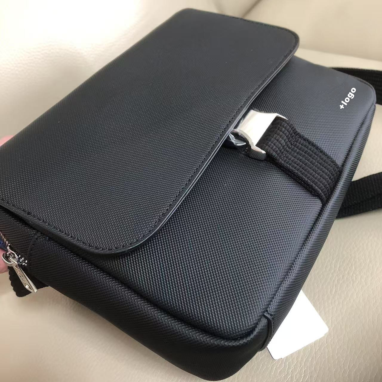 2025 nuevo bolso para hombre, mochila informal de cuero genuino para hombre, comercio exterior, venta al por mayor, bolso de hombro a la moda, bolso cruzado, venta directa de fábrica