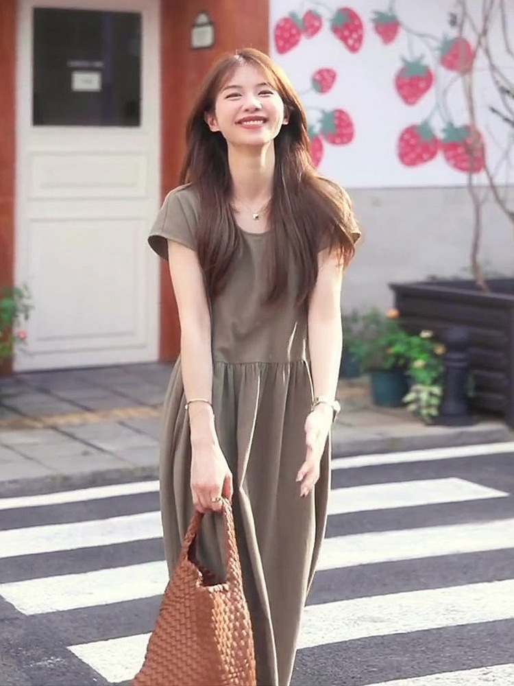 Đầm suông midi cổ tròn tay ngắn chất liệu thun cotton phối ren kiểu Pháp — Váy liền màu kaki chi tiết 5