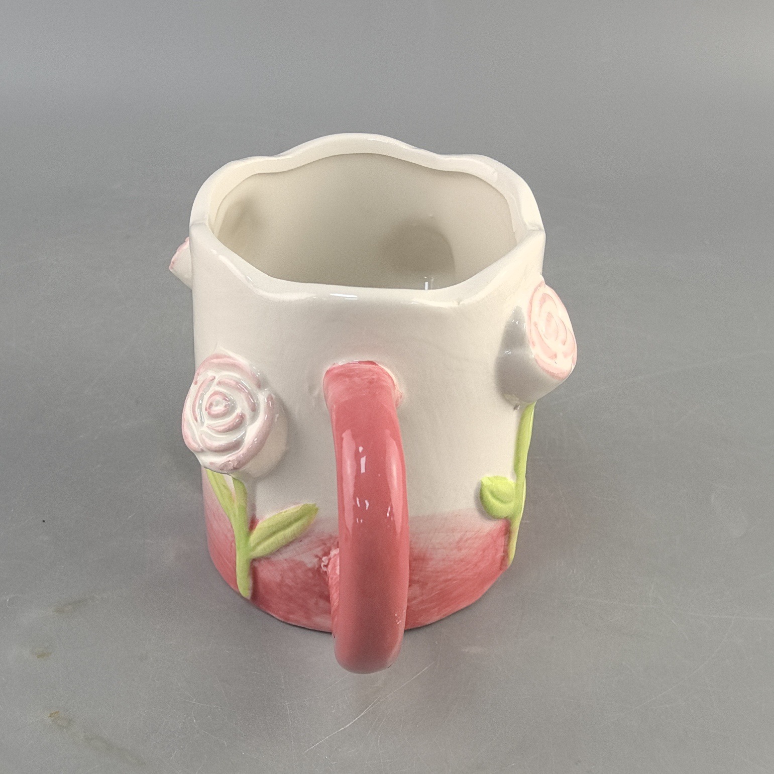 Transfronterizos mano flor insins corazón de niña estereoscópio relieve tulipas campanas de viento flor de cerámica taza de regalo de vacaciones