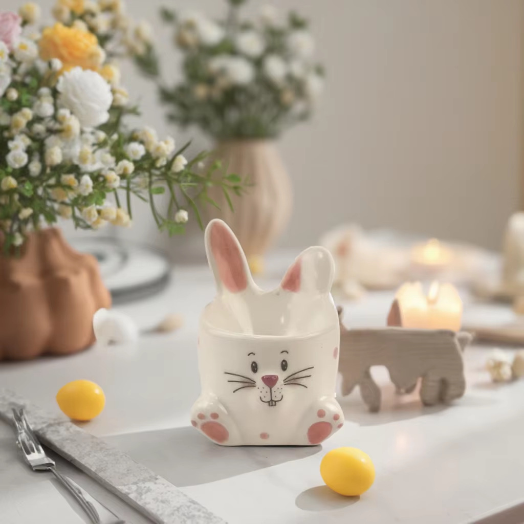 Conejo de Pascua transfronterizo Taza de huevo Artesanía de cerámica creativa Decoración del hogar diario Taza de conejo Decoración linda Dehua