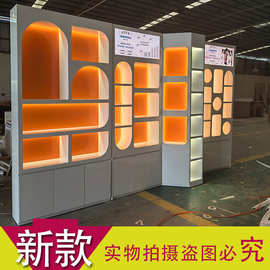 高档化妆品烤漆展示柜奢侈品小样带灯美容院店铺收纳一体柜分层架