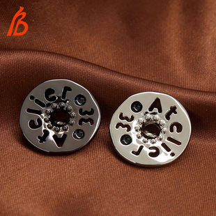 ���s�߼����ټ~��С���L���ٿ���ĸ�U�ռ~�۴����L�����b�~�����l