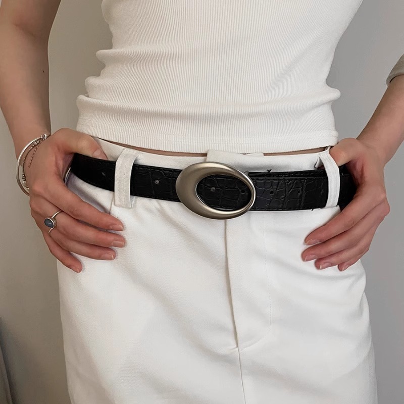 Casual, Daily Occasion Vintage Style Streetwear Solid Color Pu Leather Alloy Women's Leather Belts
