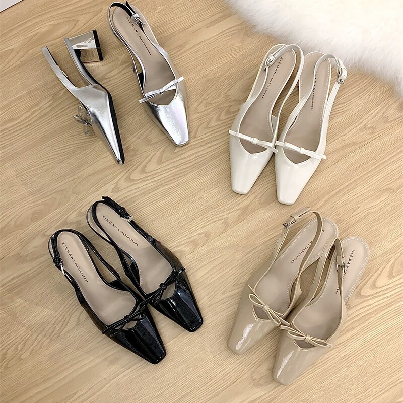 High-Heeled Closed-Toe Sandals with Open Back for Women, 2026 New Summer Style, Suitable for Skirts, Shallow Mouth, Chunky Heel, French-Style Silver Shoes