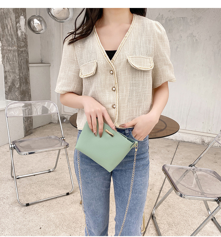 Women's Small Pu Leather Solid Color Fashion Square Zipper Crossbody Bag display picture 18
