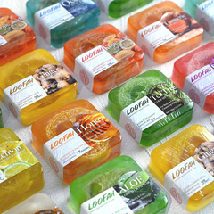 跨境外貿玫瑰絲瓜皂透明純手工植物精油皂洗臉沐浴香皂批髮絲瓜絡