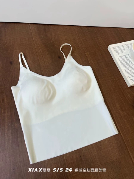 6893 cream white