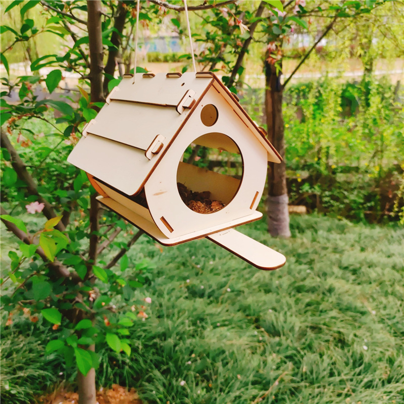 Hanging Wooden Bird Feeder DIY Assembled Garden Decoration Outdoor Bird Cage Feeder Garden Pendant Bird House
