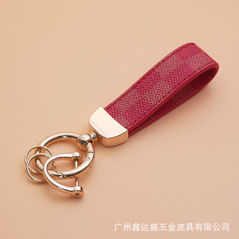Marca de moda presbicia cuero coche llavero hombres llavero coche cintura colgando herradura hebilla fuerte resistente al desgaste fábrica ventas directas