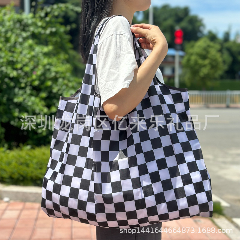 Foldable cartoon handheld shopping bag