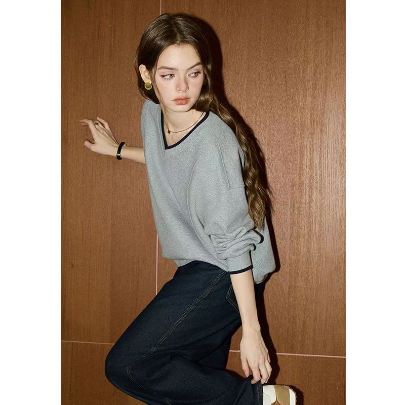 Kuen's Color-Blocked V-Neck Sweatshirt for Women, 2026 Winter New Style, Loose and Lazy Style Long-Sleeve Top for Students