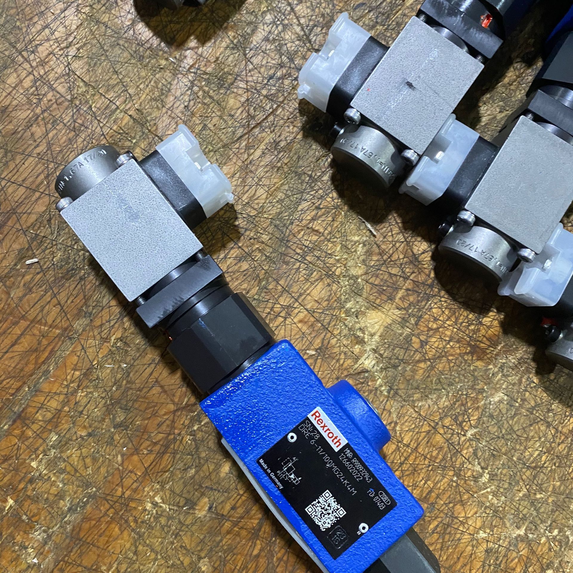 折扣现货油田专用阀DRE6-1X/100MG24K4M