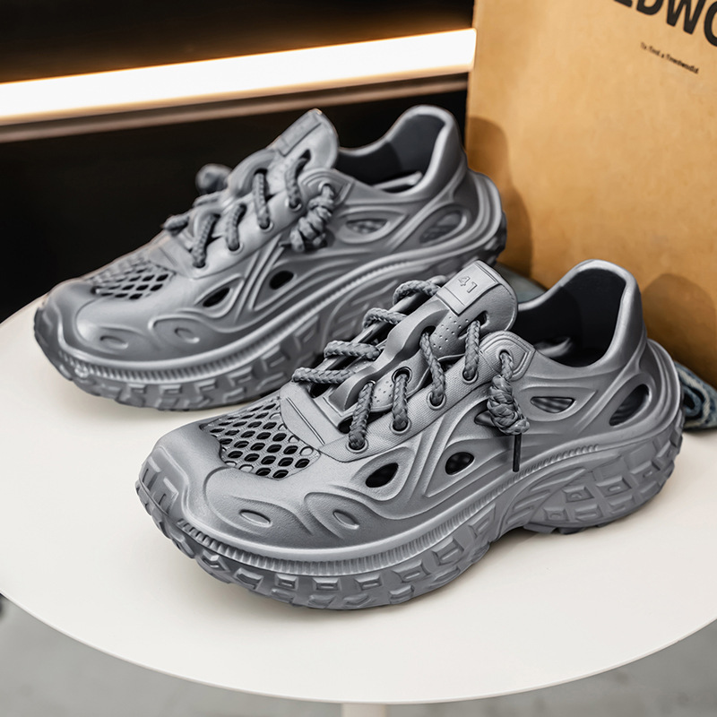 2026 Spring/Summer New Eva Clogs Trendy Couple's Summer Closed-Toe Sandals Dual-Use Thick-Soled Tire Shoes 2026 Spring/Summer New Eva Clogs Trendy Couple's Summer Closed-Toe Sandals Dual-Use Thick-Soled Tire Shoes