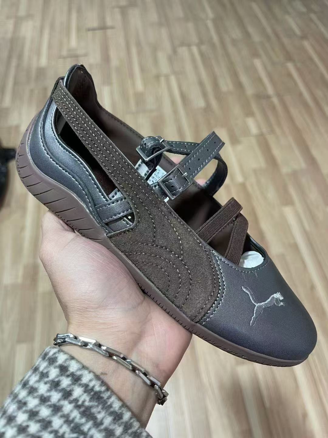 Silver brown buckle