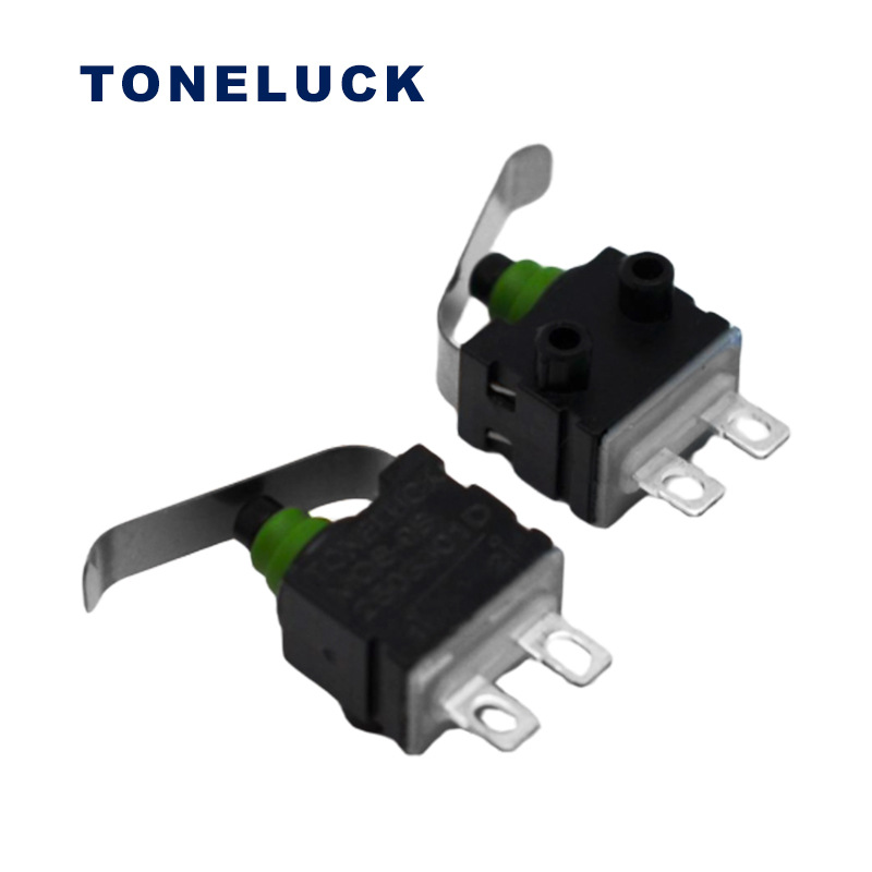 MQS-9B系列汽车门锁小型微动开关两脚超小型防水微动开关ip67厂家