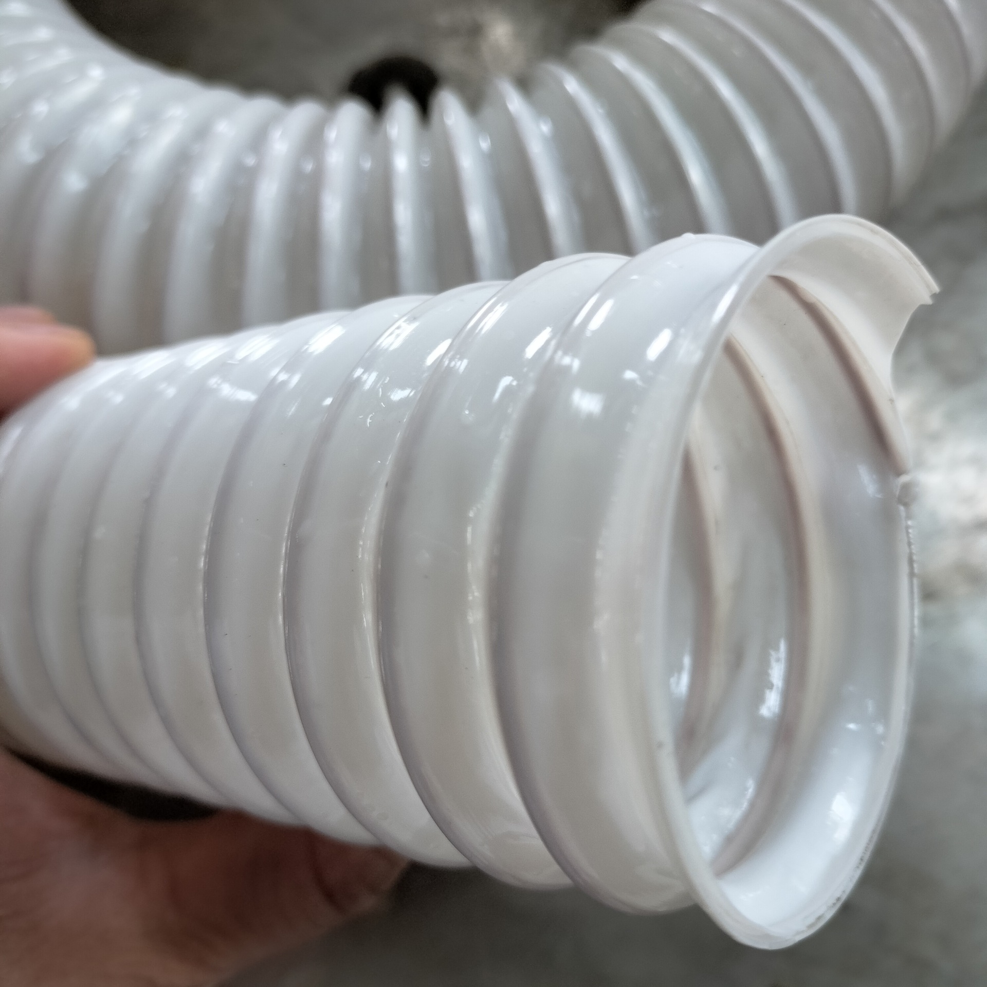 现货供应盛亚透明PU钢丝螺旋吸尘管钢丝管扫路车输送管道高柔性