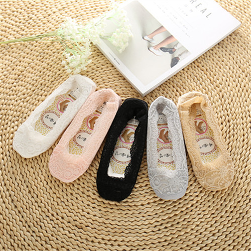 Summer lace boat socks for women silicone non-slip cotton bottom invisible socks women's socks thin Japanese style shallow mouth cotton socks wholesale