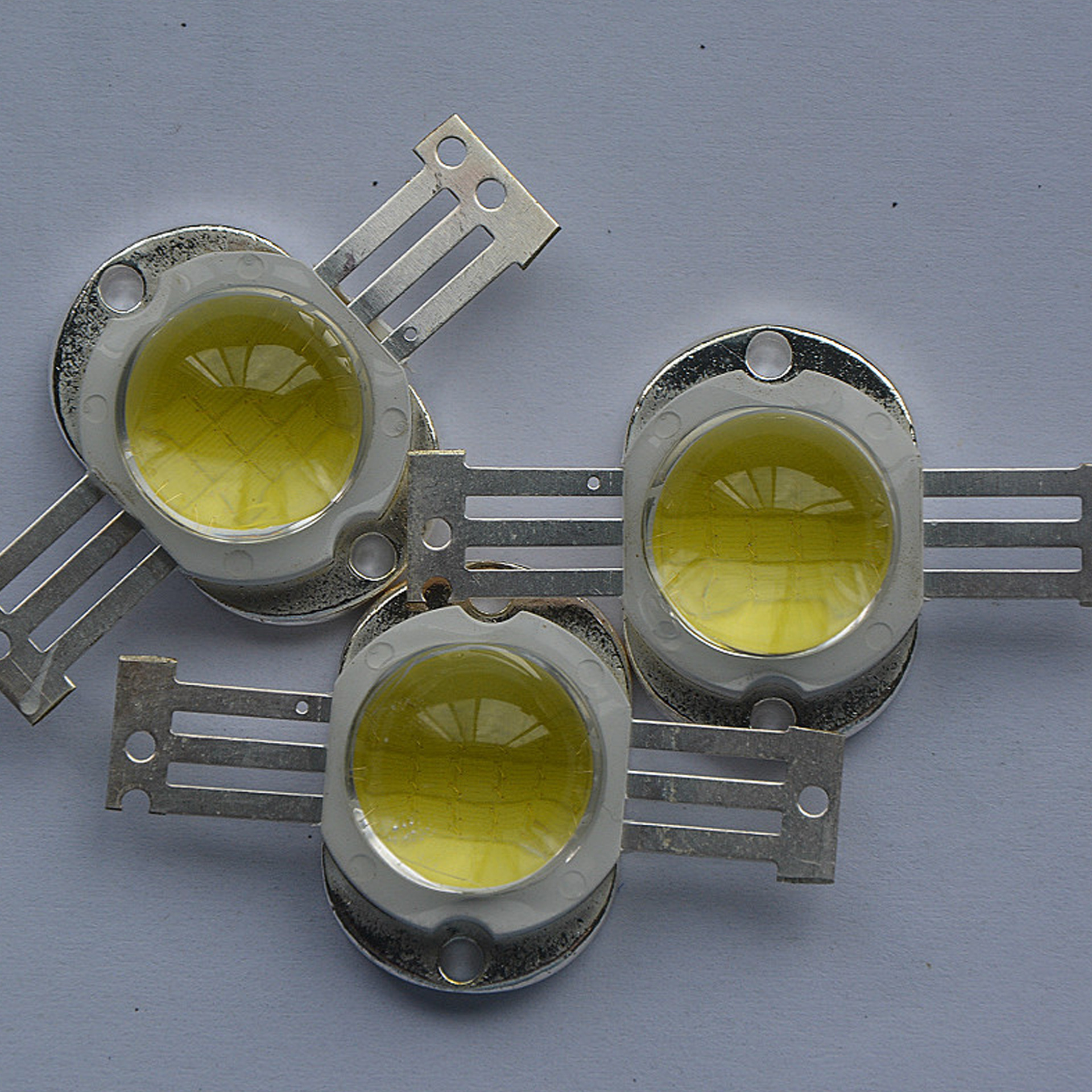 �������ʵ���20W��ɫ�������LED���������������Ƭ���ʵ���