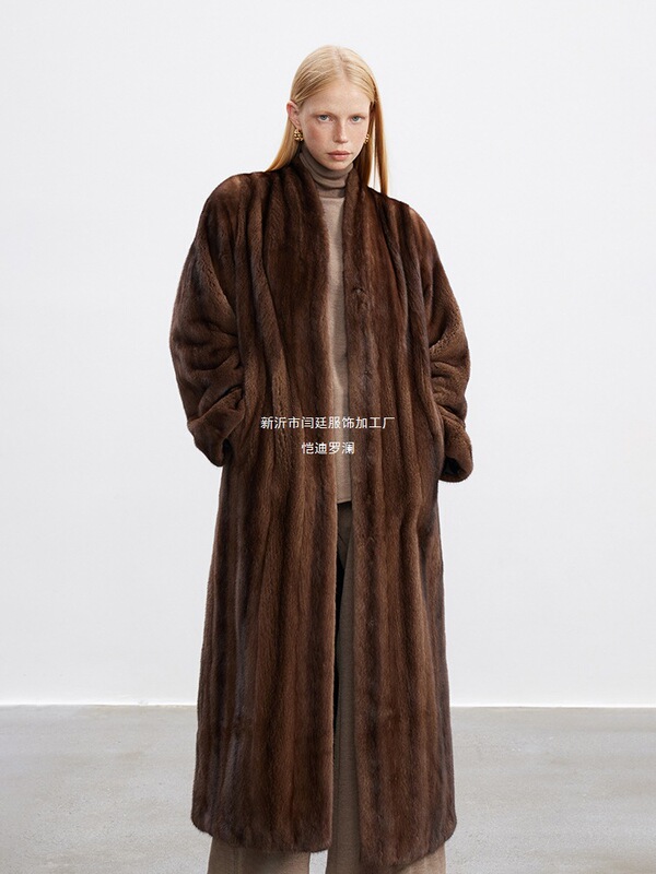 Kaidilolan. Viewing Flowers in the Mist: Full Mink Fur Coat, Genuine Mink, Small Female Mink, V-Neck Fur Coat for Women, Long