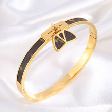 �¿����Ƥ�ﲻ�P����CŮ��б����߼��Еr�КW��lvŮ�������C