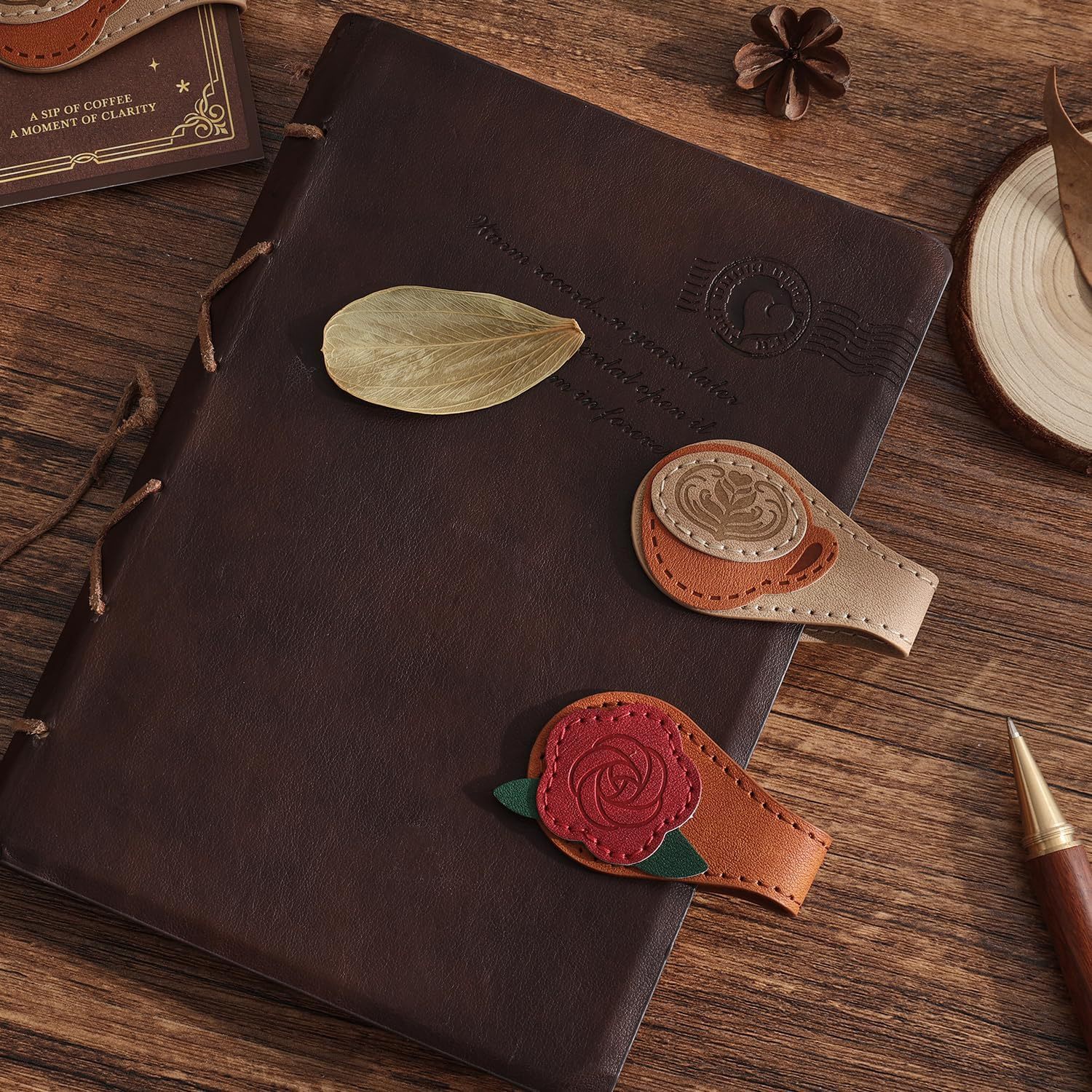 Cross-border nuevo retro grabado magnetismo marcadores personales regalos de libro marcadores de cuero magnéticos de doble cara