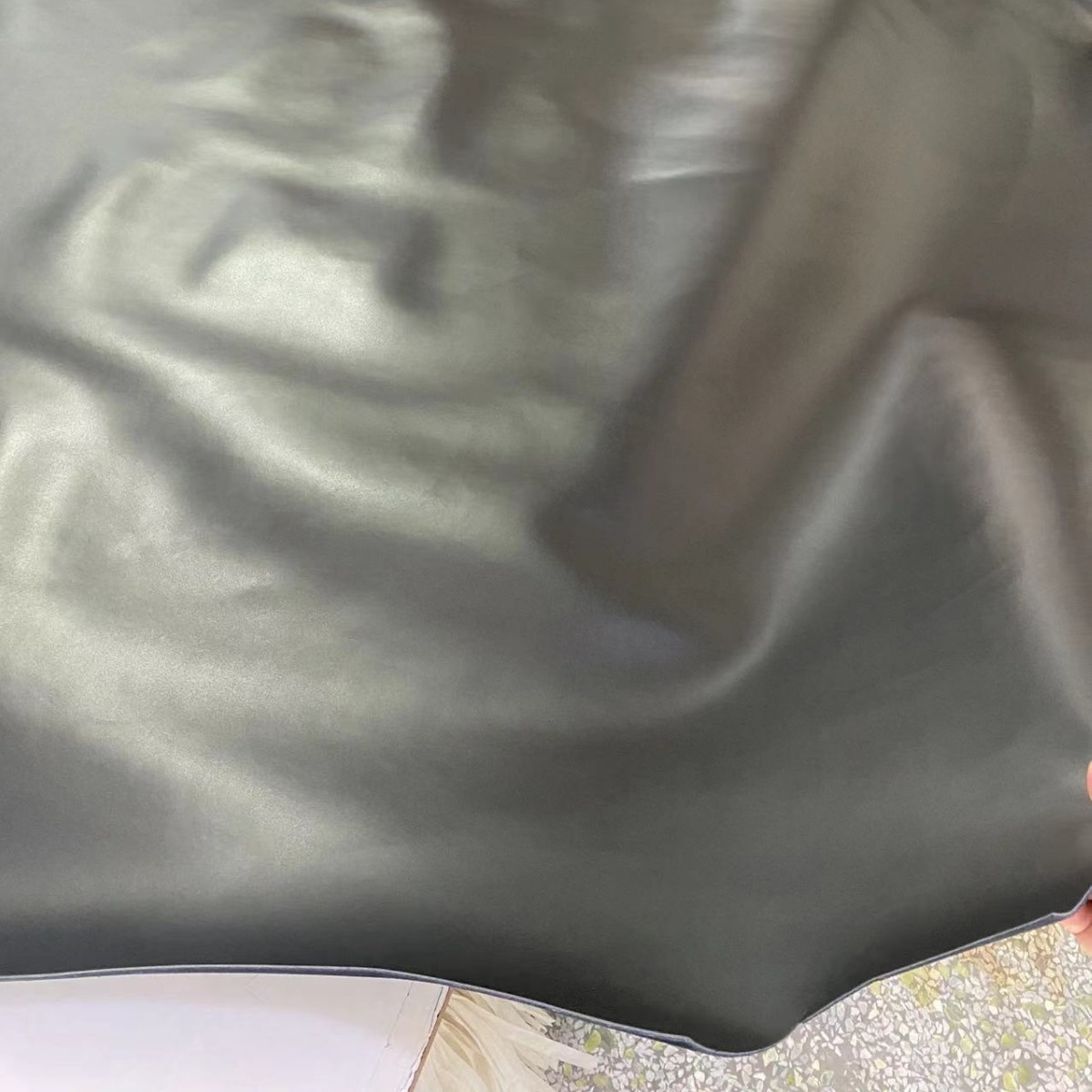 厂家直销二层牛皮R100纹真皮平纹细纹箱包鞋手袋专用原料纹路皮带