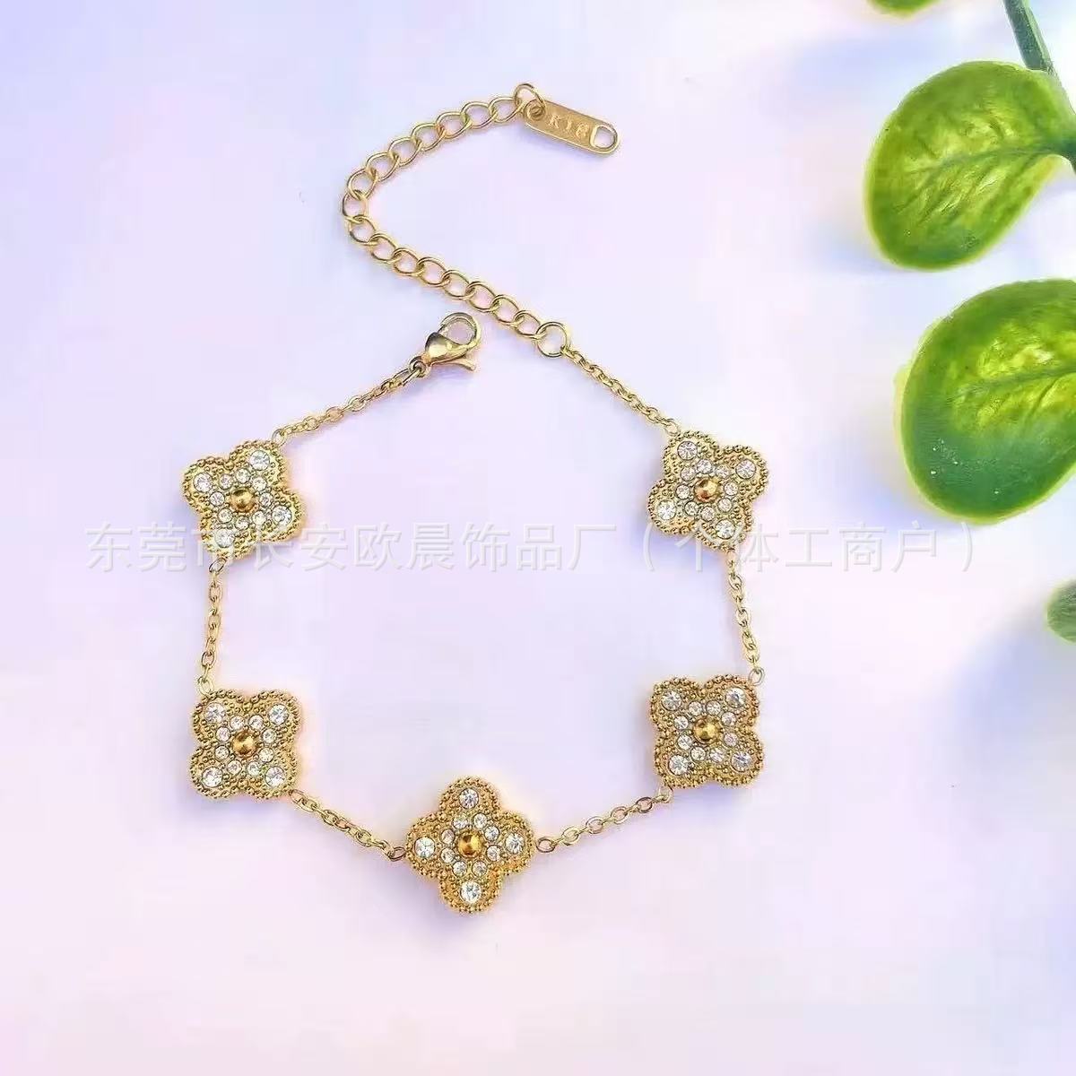 E-Commerce Hot-Selling Four-Leaf Clover Five-Flower Bracelet for Women, Titanium Steel 18K Diamond-Encrusted Double-Sided Mother-Of-Pearl Jewelry Wholesale 2024 New Model