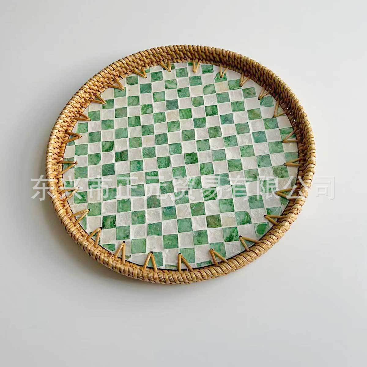 Handwoven Rattan Storage Basket With Lid And Inner Fabric Lining_voghion.com