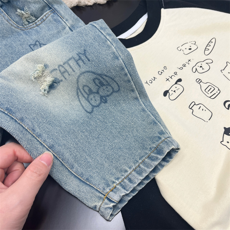 Blugi pentru copii, primăvară și bebeluși la modă pentru toamnă, versiune coreeană, model graffiti cu picior drept pentru băieți._voghion.com