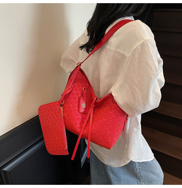 Large-capacity French Tote bag for women 2025 new style, elegant European and American fashionable women's bag, casual shopping and commuting bag undefined