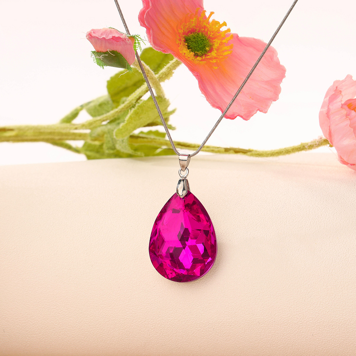 人鱼之泪水晶吊坠项链高档经典百搭饰品锁骨蛇链女欧美新款海外