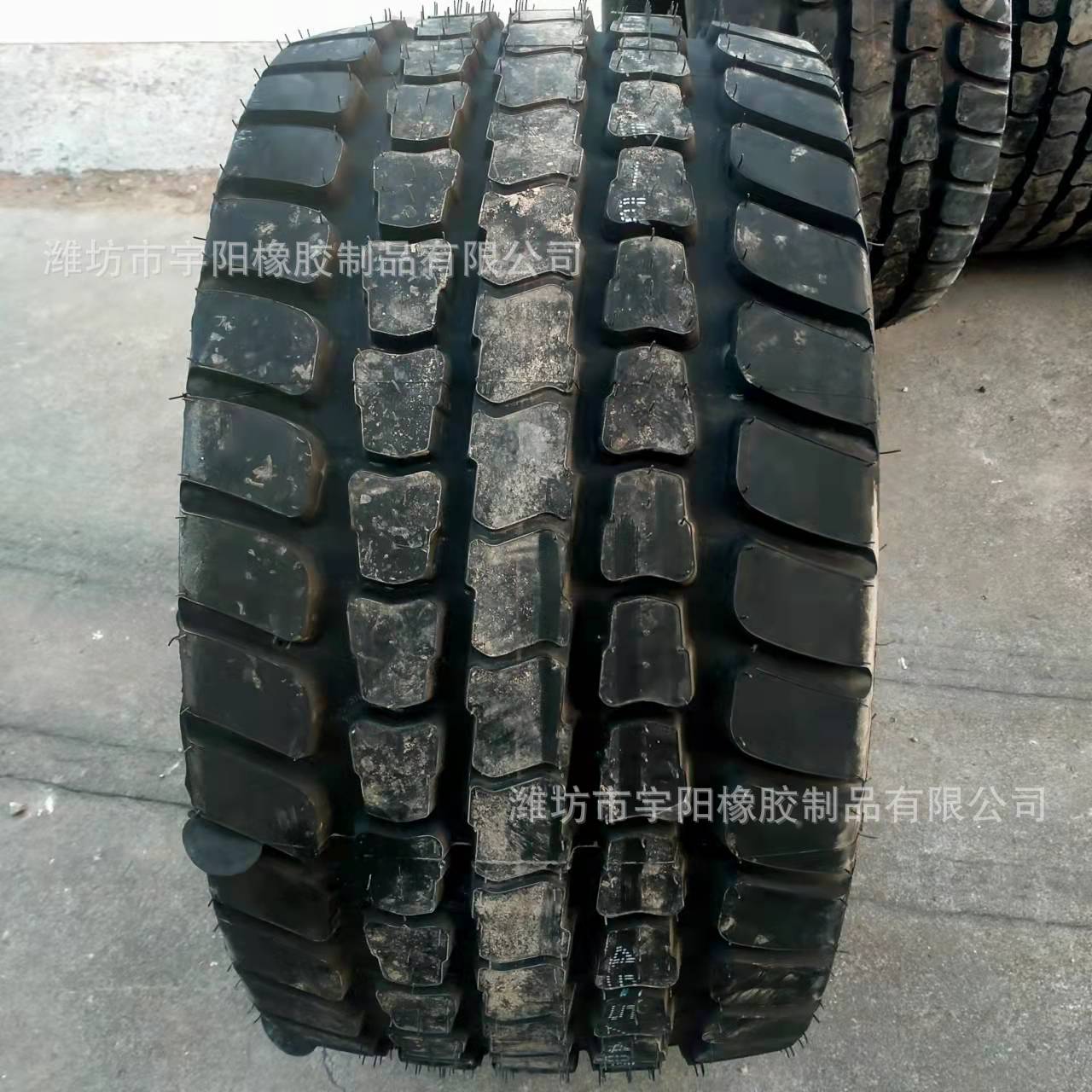 农场 牧场 饲料搅拌车轮胎455/40R22.5 宽体车真空轮胎
